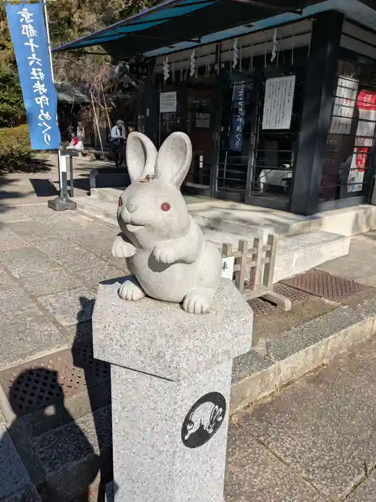 岡崎神社の狛犬