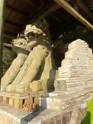 八王子神社の狛犬