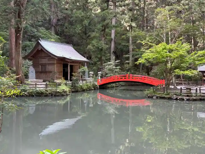 小國神社の{uncategorized: "未分類", other: "その他", undefined: "問題あり", building: "その他建物", grave: "お墓", sacred_gate: "鳥居", guardian: "狛犬", statue: "像", buddha: "仏像", history: "歴史", nature: "自然", garden: "庭園", animal: "動物", pagoda: "塔", temizu: "手水舎", mountain_gate: "山門・神門", sanctuary: "本殿・本堂", subordinate: "末社・摂社", art: "芸術", scenery: "景色", jizo: "地蔵", ema: "絵馬", goshuin: "御朱印", omikuji: "おみくじ", items: "授与品その他", amulet: "お守り", goshuincho: "御朱印帳", eats: "食事", festival: "お祭り", votive_dance: "神楽", shichigosan: "七五三参", wedding: "結婚式", experience: "体験その他", initially: "初詣", around: "周辺", anti_infection: "感染症対策"}
