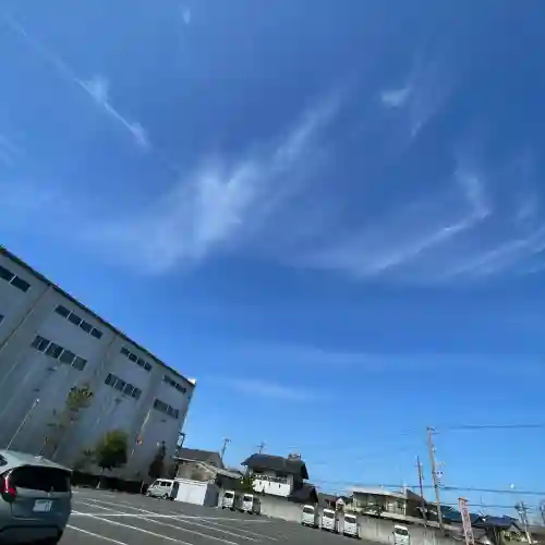 尾張猿田彦神社の{uncategorized: "未分類", other: "その他", undefined: "問題あり", building: "その他建物", grave: "お墓", sacred_gate: "鳥居", guardian: "狛犬", statue: "像", buddha: "仏像", history: "歴史", nature: "自然", garden: "庭園", animal: "動物", pagoda: "塔", temizu: "手水舎", mountain_gate: "山門・神門", sanctuary: "本殿・本堂", subordinate: "末社・摂社", art: "芸術", scenery: "景色", jizo: "地蔵", ema: "絵馬", goshuin: "御朱印", omikuji: "おみくじ", items: "授与品その他", amulet: "お守り", goshuincho: "御朱印帳", eats: "食事", festival: "お祭り", votive_dance: "神楽", shichigosan: "七五三参", wedding: "結婚式", experience: "体験その他", initially: "初詣", around: "周辺", anti_infection: "感染症対策"}