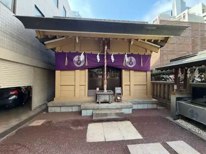 朝日神社の{uncategorized: "未分類", other: "その他", undefined: "問題あり", building: "その他建物", grave: "お墓", sacred_gate: "鳥居", guardian: "狛犬", statue: "像", buddha: "仏像", history: "歴史", nature: "自然", garden: "庭園", animal: "動物", pagoda: "塔", temizu: "手水舎", mountain_gate: "山門・神門", sanctuary: "本殿・本堂", subordinate: "末社・摂社", art: "芸術", scenery: "景色", jizo: "地蔵", ema: "絵馬", goshuin: "御朱印", omikuji: "おみくじ", items: "授与品その他", amulet: "お守り", goshuincho: "御朱印帳", eats: "食事", festival: "お祭り", votive_dance: "神楽", shichigosan: "七五三参", wedding: "結婚式", experience: "体験その他", initially: "初詣", around: "周辺", anti_infection: "感染症対策"}