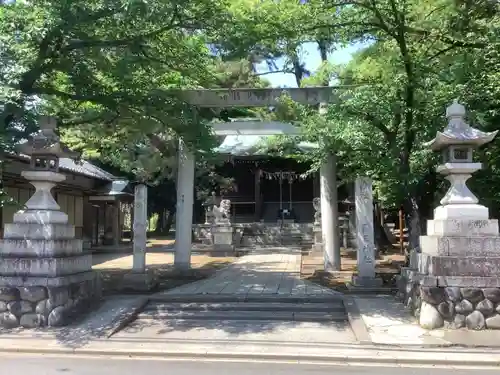 国玉神社・八劔社合殿の鳥居