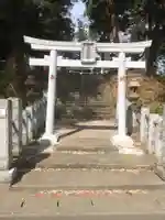 伊与久雷電神社の鳥居