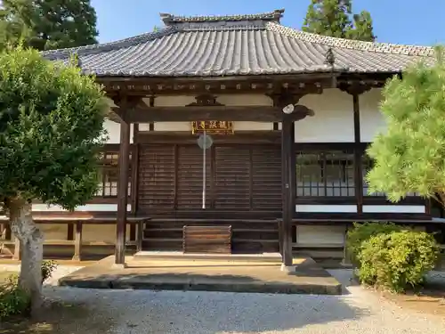 龍泉寺の本殿