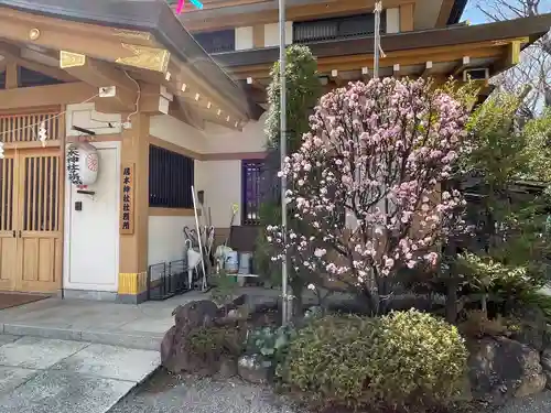 居木神社の庭園