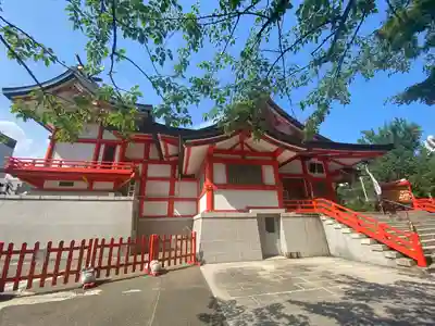 花園神社の本殿・本堂