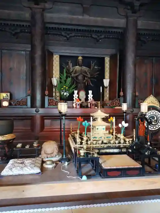 道成寺の本殿・本堂