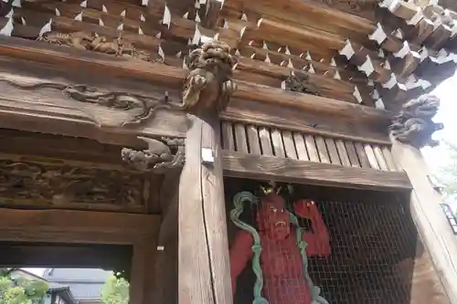 西新井大師総持寺の山門