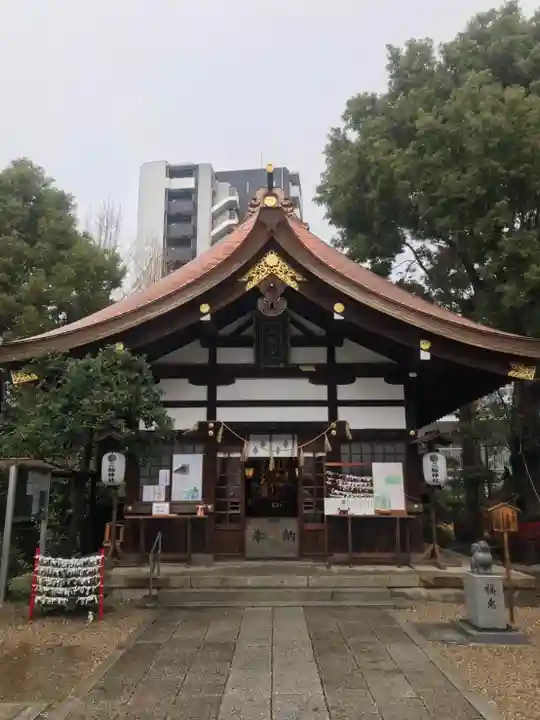 三輪神社の本殿・本堂