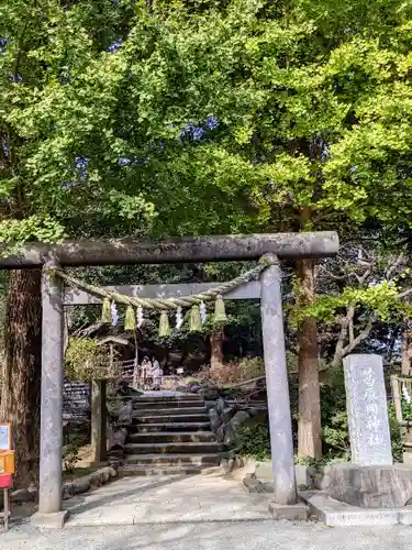 葛原岡神社の鳥居