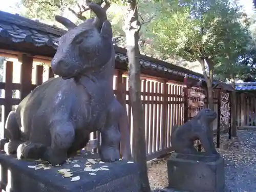 牛嶋神社の狛犬