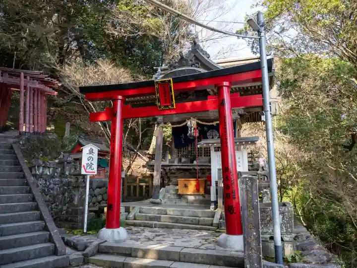 祐徳稲荷神社の{uncategorized: "未分類", other: "その他", undefined: "問題あり", building: "その他建物", grave: "お墓", sacred_gate: "鳥居", guardian: "狛犬", statue: "像", buddha: "仏像", history: "歴史", nature: "自然", garden: "庭園", animal: "動物", pagoda: "塔", temizu: "手水舎", mountain_gate: "山門・神門", sanctuary: "本殿・本堂", subordinate: "末社・摂社", art: "芸術", scenery: "景色", jizo: "地蔵", ema: "絵馬", goshuin: "御朱印", omikuji: "おみくじ", items: "授与品その他", amulet: "お守り", goshuincho: "御朱印帳", eats: "食事", festival: "お祭り", votive_dance: "神楽", shichigosan: "七五三参", wedding: "結婚式", experience: "体験その他", initially: "初詣", around: "周辺", anti_infection: "感染症対策"}