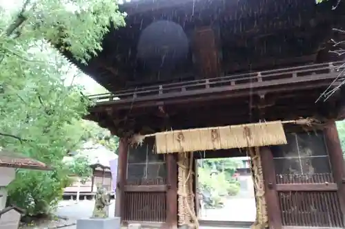 石手寺の山門・神門