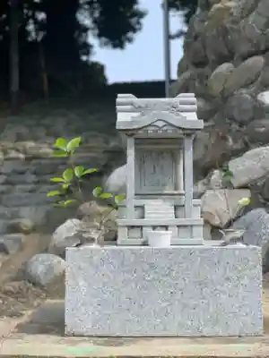 湯神社の末社・摂社