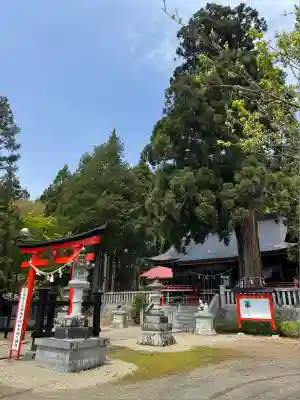 鼬幣稲荷神社(岩手県)