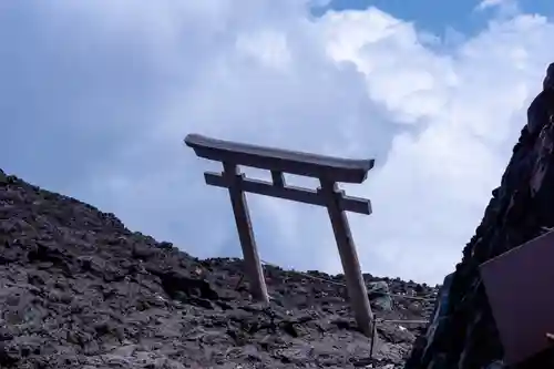 富士山頂上浅間大社奥宮(静岡県)