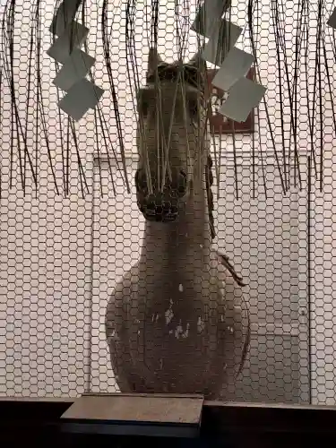 京都ゑびす神社の{uncategorized: "未分類", other: "その他", undefined: "問題あり", building: "その他建物", grave: "お墓", sacred_gate: "鳥居", guardian: "狛犬", statue: "像", buddha: "仏像", history: "歴史", nature: "自然", garden: "庭園", animal: "動物", pagoda: "塔", temizu: "手水舎", mountain_gate: "山門・神門", sanctuary: "本殿・本堂", subordinate: "末社・摂社", art: "芸術", scenery: "景色", jizo: "地蔵", ema: "絵馬", goshuin: "御朱印", omikuji: "おみくじ", items: "授与品その他", amulet: "お守り", goshuincho: "御朱印帳", eats: "食事", festival: "お祭り", votive_dance: "神楽", shichigosan: "七五三参", wedding: "結婚式", experience: "体験その他", initially: "初詣", around: "周辺", anti_infection: "感染症対策"}