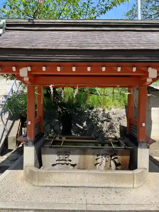 草戸稲荷神社の{uncategorized: "未分類", other: "その他", undefined: "問題あり", building: "その他建物", grave: "お墓", sacred_gate: "鳥居", guardian: "狛犬", statue: "像", buddha: "仏像", history: "歴史", nature: "自然", garden: "庭園", animal: "動物", pagoda: "塔", temizu: "手水舎", mountain_gate: "山門・神門", sanctuary: "本殿・本堂", subordinate: "末社・摂社", art: "芸術", scenery: "景色", jizo: "地蔵", ema: "絵馬", goshuin: "御朱印", omikuji: "おみくじ", items: "授与品その他", amulet: "お守り", goshuincho: "御朱印帳", eats: "食事", festival: "お祭り", votive_dance: "神楽", shichigosan: "七五三参", wedding: "結婚式", experience: "体験その他", initially: "初詣", around: "周辺", anti_infection: "感染症対策"}