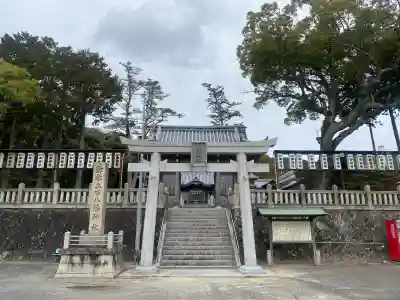 上田八幡神社の{uncategorized: "未分類", other: "その他", undefined: "問題あり", building: "その他建物", grave: "お墓", sacred_gate: "鳥居", guardian: "狛犬", statue: "像", buddha: "仏像", history: "歴史", nature: "自然", garden: "庭園", animal: "動物", pagoda: "塔", temizu: "手水舎", mountain_gate: "山門・神門", sanctuary: "本殿・本堂", subordinate: "末社・摂社", art: "芸術", scenery: "景色", jizo: "地蔵", ema: "絵馬", goshuin: "御朱印", omikuji: "おみくじ", items: "授与品その他", amulet: "お守り", goshuincho: "御朱印帳", eats: "食事", festival: "お祭り", votive_dance: "神楽", shichigosan: "七五三参", wedding: "結婚式", experience: "体験その他", initially: "初詣", around: "周辺", anti_infection: "感染症対策"}