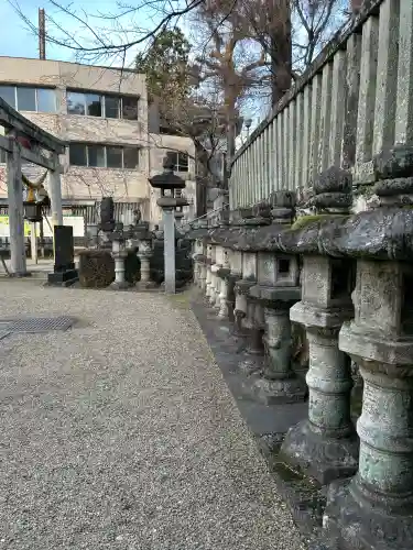 橿森神社の{uncategorized: "未分類", other: "その他", undefined: "問題あり", building: "その他建物", grave: "お墓", sacred_gate: "鳥居", guardian: "狛犬", statue: "像", buddha: "仏像", history: "歴史", nature: "自然", garden: "庭園", animal: "動物", pagoda: "塔", temizu: "手水舎", mountain_gate: "山門・神門", sanctuary: "本殿・本堂", subordinate: "末社・摂社", art: "芸術", scenery: "景色", jizo: "地蔵", ema: "絵馬", goshuin: "御朱印", omikuji: "おみくじ", items: "授与品その他", amulet: "お守り", goshuincho: "御朱印帳", eats: "食事", festival: "お祭り", votive_dance: "神楽", shichigosan: "七五三参", wedding: "結婚式", experience: "体験その他", initially: "初詣", around: "周辺", anti_infection: "感染症対策"}
