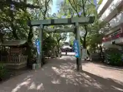 諏訪神社の鳥居