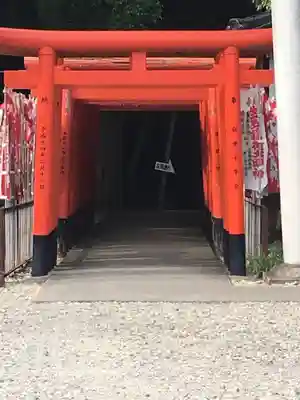 生玉稲荷神社の鳥居