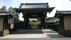建長寺の山門