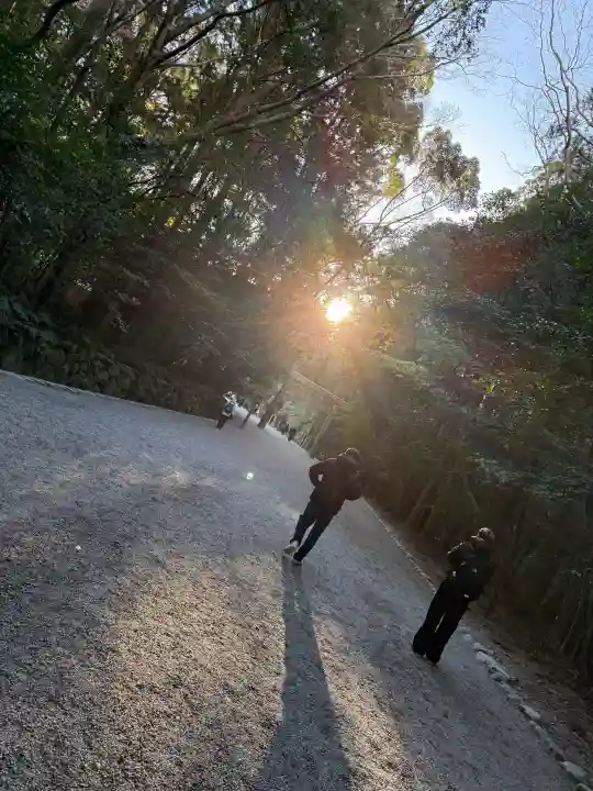 伊勢神宮内宮(皇大神宮)の{uncategorized: "未分類", other: "その他", undefined: "問題あり", building: "その他建物", grave: "お墓", sacred_gate: "鳥居", guardian: "狛犬", statue: "像", buddha: "仏像", history: "歴史", nature: "自然", garden: "庭園", animal: "動物", pagoda: "塔", temizu: "手水舎", mountain_gate: "山門・神門", sanctuary: "本殿・本堂", subordinate: "末社・摂社", art: "芸術", scenery: "景色", jizo: "地蔵", ema: "絵馬", goshuin: "御朱印", omikuji: "おみくじ", items: "授与品その他", amulet: "お守り", goshuincho: "御朱印帳", eats: "食事", festival: "お祭り", votive_dance: "神楽", shichigosan: "七五三参", wedding: "結婚式", experience: "体験その他", initially: "初詣", around: "周辺", anti_infection: "感染症対策"}