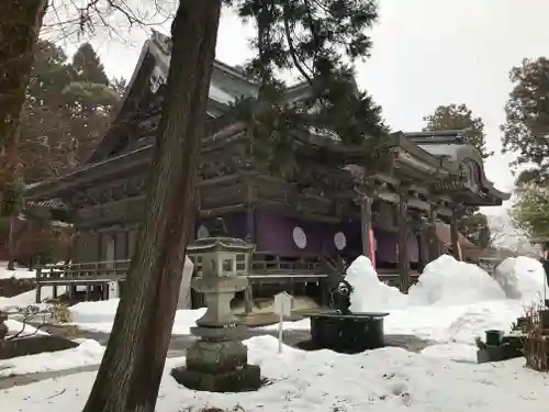 成相寺の本殿・本堂