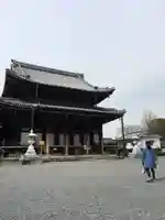 興正寺の本殿・本堂