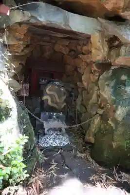 磯山弁財天の末社・摂社