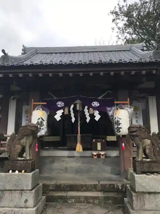 中川八幡神社の本殿・本堂