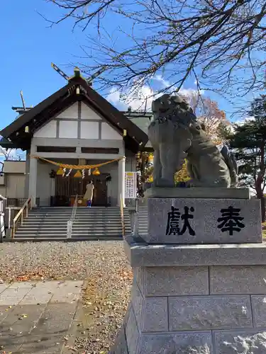 西岡八幡宮の狛犬