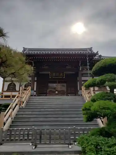 来迎寺の山門