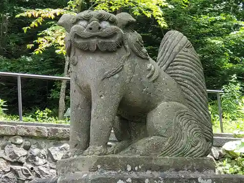 愛別神社の狛犬