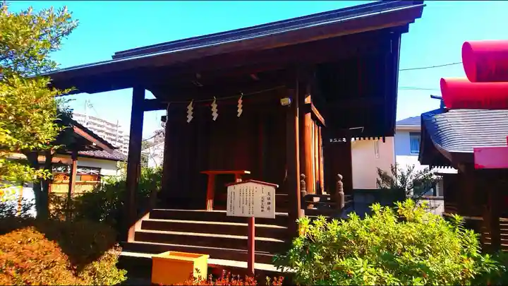 勝利八幡神社の末社・摂社