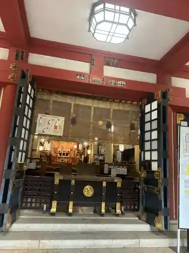 厳島神社（尾久八幡神社末社）の{uncategorized: "未分類", other: "その他", undefined: "問題あり", building: "その他建物", grave: "お墓", sacred_gate: "鳥居", guardian: "狛犬", statue: "像", buddha: "仏像", history: "歴史", nature: "自然", garden: "庭園", animal: "動物", pagoda: "塔", temizu: "手水舎", mountain_gate: "山門・神門", sanctuary: "本殿・本堂", subordinate: "末社・摂社", art: "芸術", scenery: "景色", jizo: "地蔵", ema: "絵馬", goshuin: "御朱印", omikuji: "おみくじ", items: "授与品その他", amulet: "お守り", goshuincho: "御朱印帳", eats: "食事", festival: "お祭り", votive_dance: "神楽", shichigosan: "七五三参", wedding: "結婚式", experience: "体験その他", initially: "初詣", around: "周辺", anti_infection: "感染症対策"}