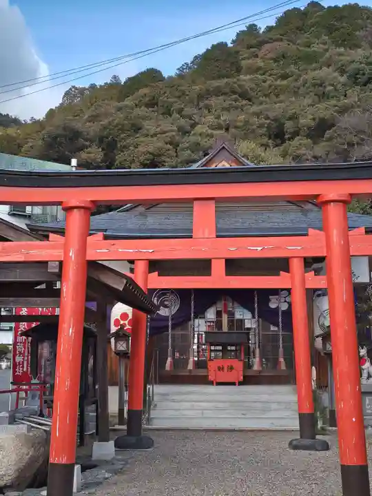 多度稲荷神社の鳥居