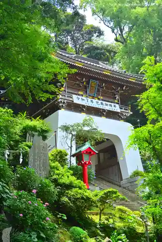 江島神社の山門・神門