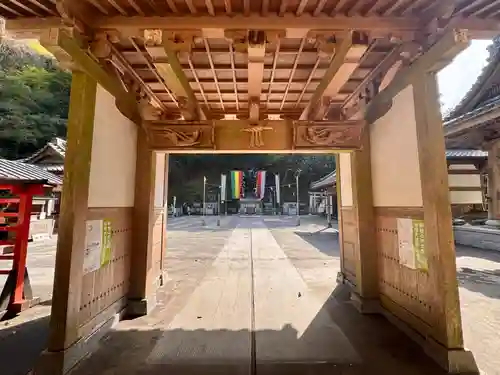 大本山七宝瀧寺(大阪府)