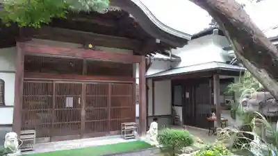 中院の本殿・本堂