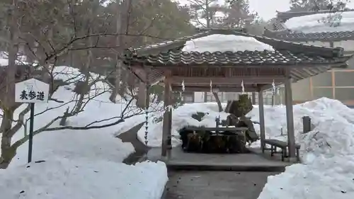 須部神社の手水舎