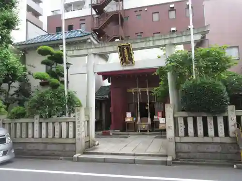 笠間稲荷神社 東京別社の鳥居