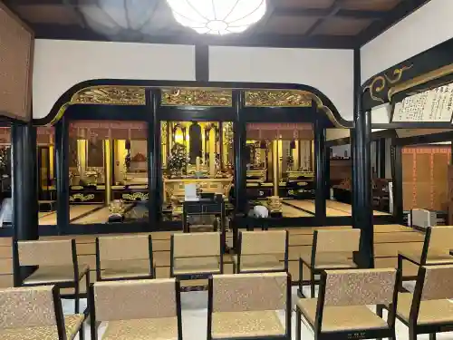 忠綱寺の{uncategorized: "未分類", other: "その他", undefined: "問題あり", building: "その他建物", grave: "お墓", sacred_gate: "鳥居", guardian: "狛犬", statue: "像", buddha: "仏像", history: "歴史", nature: "自然", garden: "庭園", animal: "動物", pagoda: "塔", temizu: "手水舎", mountain_gate: "山門・神門", sanctuary: "本殿・本堂", subordinate: "末社・摂社", art: "芸術", scenery: "景色", jizo: "地蔵", ema: "絵馬", goshuin: "御朱印", omikuji: "おみくじ", items: "授与品その他", amulet: "お守り", goshuincho: "御朱印帳", eats: "食事", festival: "お祭り", votive_dance: "神楽", shichigosan: "七五三参", wedding: "結婚式", experience: "体験その他", initially: "初詣", around: "周辺", anti_infection: "感染症対策"}