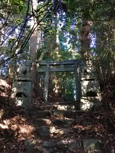 足立山妙見宮（御祖神社）の鳥居