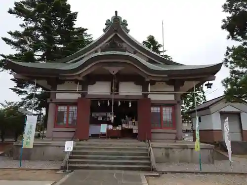 新川神社の本殿・本堂