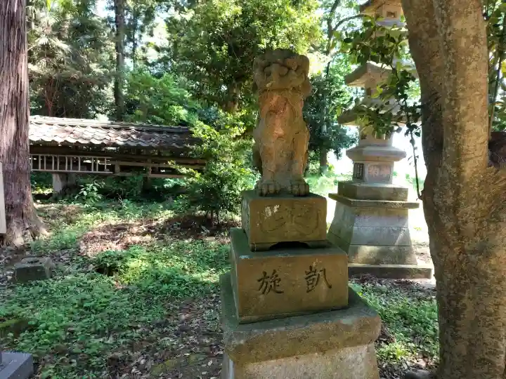 石部神社の{uncategorized: "未分類", other: "その他", undefined: "問題あり", building: "その他建物", grave: "お墓", sacred_gate: "鳥居", guardian: "狛犬", statue: "像", buddha: "仏像", history: "歴史", nature: "自然", garden: "庭園", animal: "動物", pagoda: "塔", temizu: "手水舎", mountain_gate: "山門・神門", sanctuary: "本殿・本堂", subordinate: "末社・摂社", art: "芸術", scenery: "景色", jizo: "地蔵", ema: "絵馬", goshuin: "御朱印", omikuji: "おみくじ", items: "授与品その他", amulet: "お守り", goshuincho: "御朱印帳", eats: "食事", festival: "お祭り", votive_dance: "神楽", shichigosan: "七五三参", wedding: "結婚式", experience: "体験その他", initially: "初詣", around: "周辺", anti_infection: "感染症対策"}