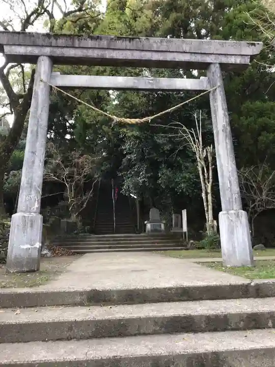 照日神社の鳥居