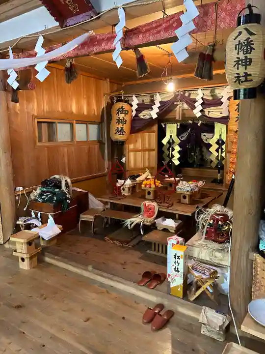 元和八幡神社の本殿・本堂