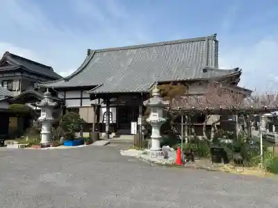 宝勝院の{uncategorized: "未分類", other: "その他", undefined: "問題あり", building: "その他建物", grave: "お墓", sacred_gate: "鳥居", guardian: "狛犬", statue: "像", buddha: "仏像", history: "歴史", nature: "自然", garden: "庭園", animal: "動物", pagoda: "塔", temizu: "手水舎", mountain_gate: "山門・神門", sanctuary: "本殿・本堂", subordinate: "末社・摂社", art: "芸術", scenery: "景色", jizo: "地蔵", ema: "絵馬", goshuin: "御朱印", omikuji: "おみくじ", items: "授与品その他", amulet: "お守り", goshuincho: "御朱印帳", eats: "食事", festival: "お祭り", votive_dance: "神楽", shichigosan: "七五三参", wedding: "結婚式", experience: "体験その他", initially: "初詣", around: "周辺", anti_infection: "感染症対策"}